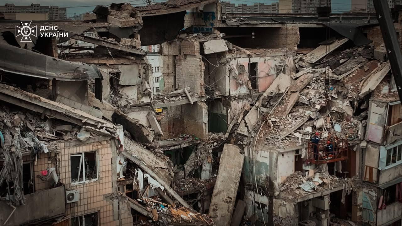 Death toll rises to 14 after Russian attack on Kyiv and region